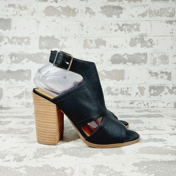 NEW DV Dolce Vita Brista Black Leather Block Heel Sandals A881 - Picture 5 of 11